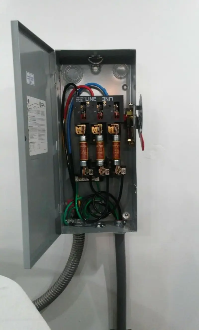 Three-phase disconnect switch installed for Electrical Wiring & Rewiring in Marlow Heights